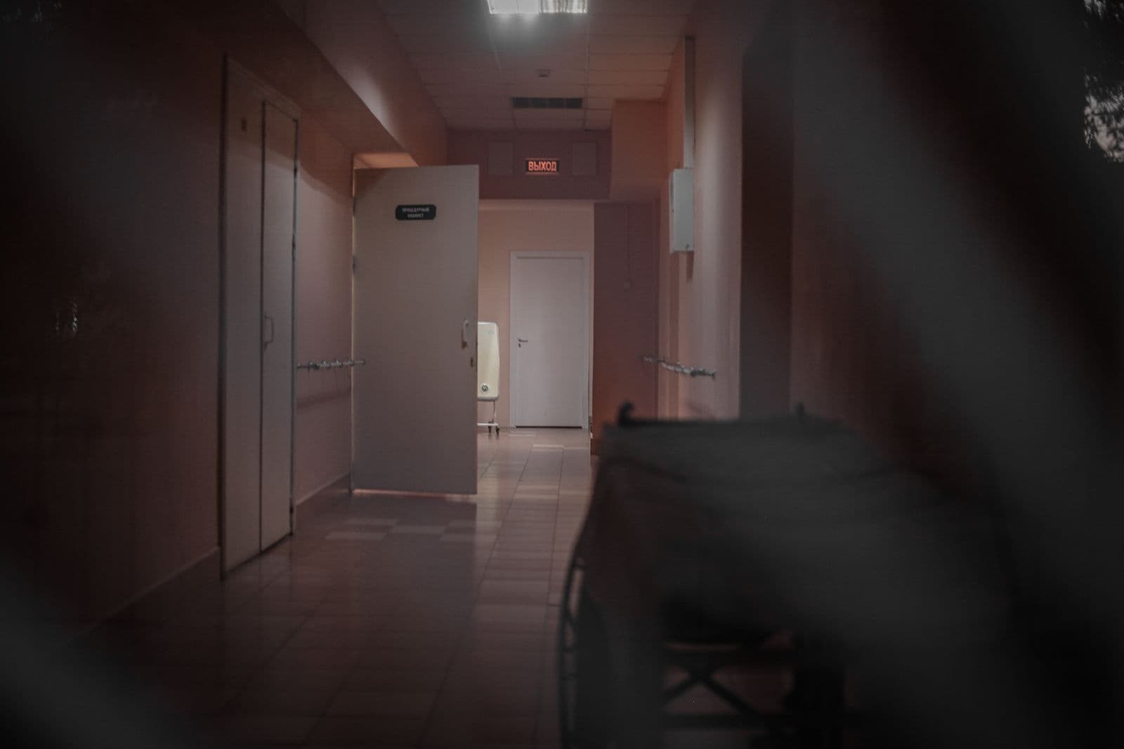 Spacious medical facility corridor with contemporary design